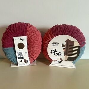 Yarnspirations Bernat Blanket O’Go Tangle Free Yarn in Winter Berry